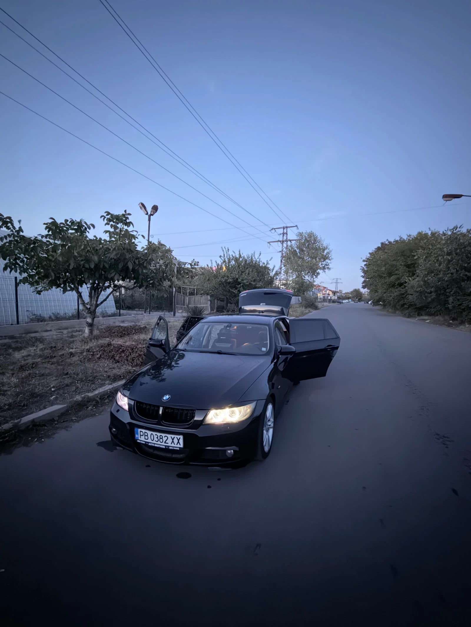 BMW 320, снимка 5 - Автомобили и джипове - 56585534
