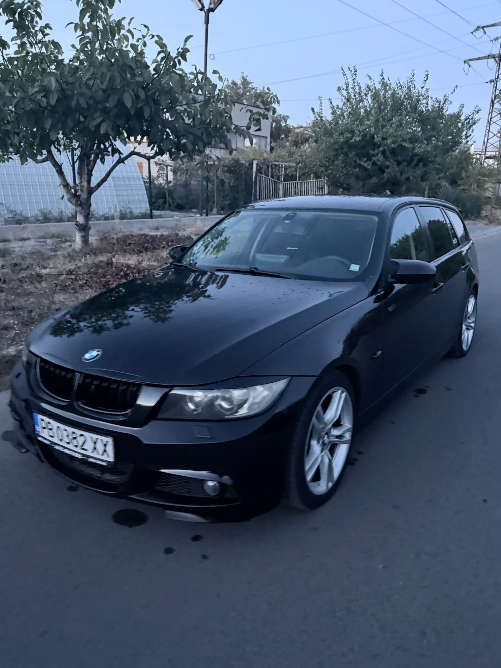 BMW 320, снимка 2 - Автомобили и джипове - 56585534