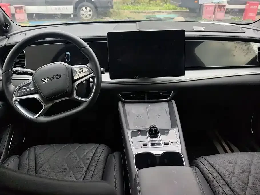 BYD Sealion 7, снимка 11 - Автомобили и джипове - 56600331
