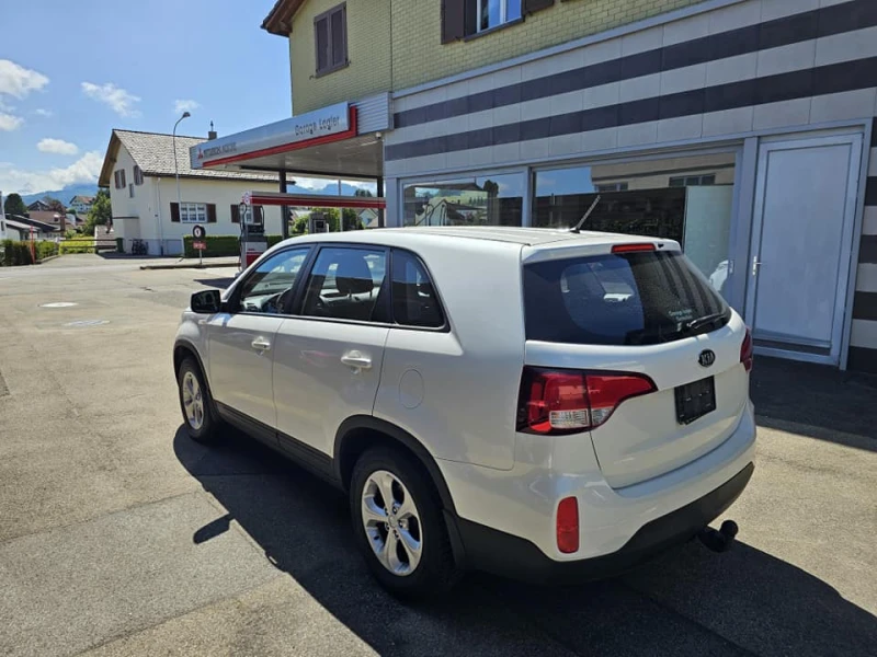 Kia Sorento III-SWISS 7местен/автомат, снимка 4 - Автомобили и джипове - 48784808