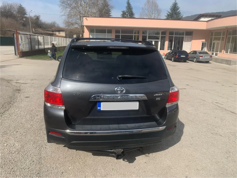 Toyota Highlander, снимка 2 - Автомобили и джипове - 49493382