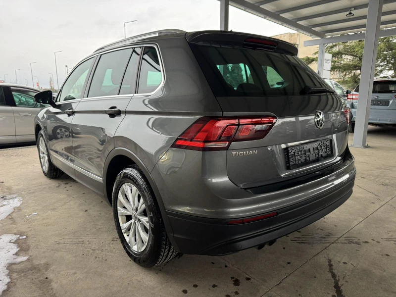 VW Tiguan 2.0TDI* 150ps* Distronic* НАВИ* КАМЕРА, снимка 3 - Автомобили и джипове - 53121680