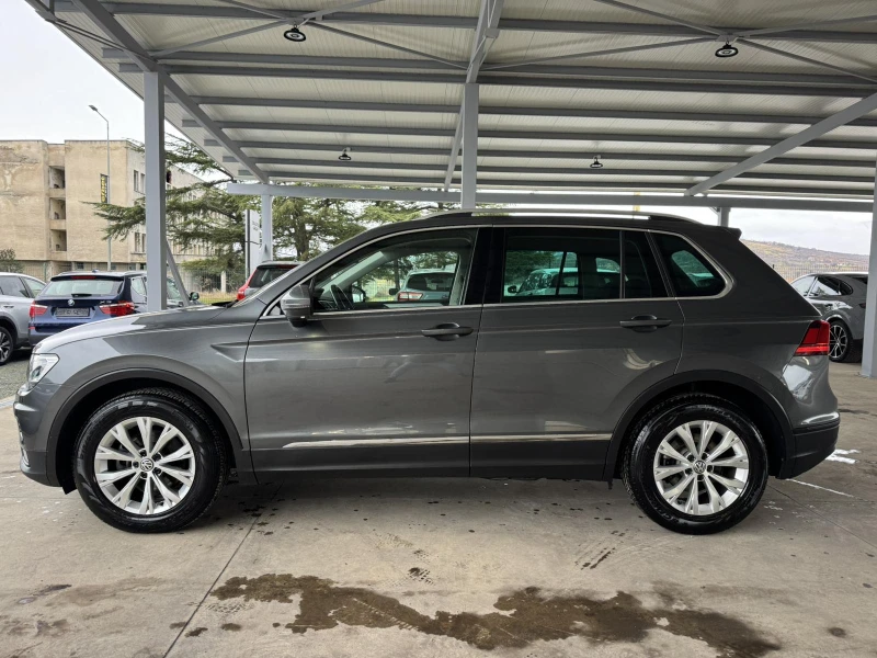 VW Tiguan 2.0TDI* 150ps* Distronic* НАВИ* КАМЕРА, снимка 2 - Автомобили и джипове - 53121680