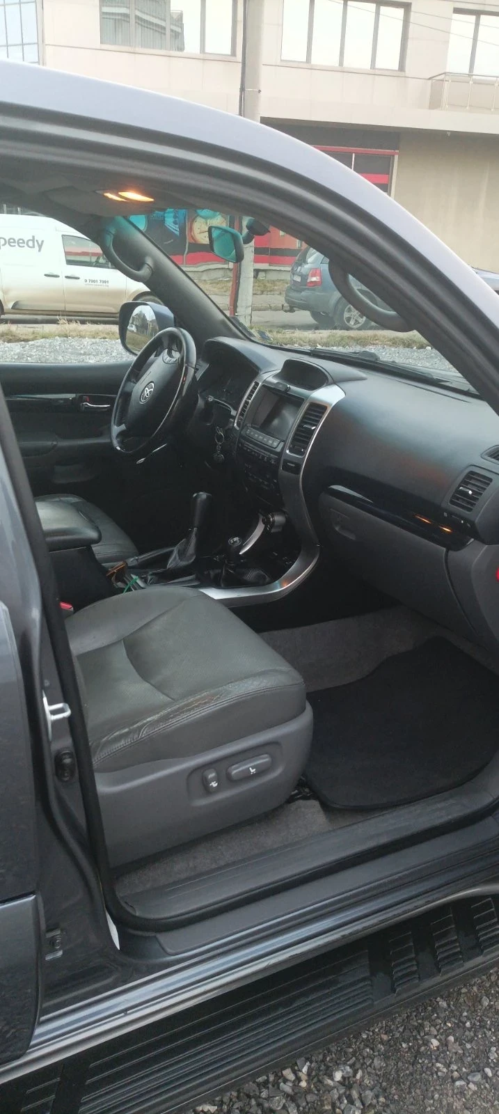 Toyota Land cruiser 120 - изображение 9
