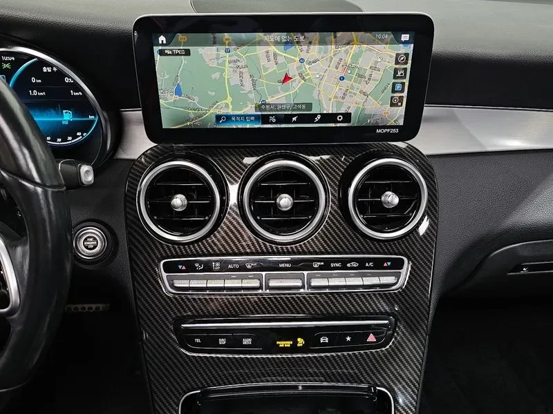 Mercedes-Benz GLC 220 D 4Matic Coupe, снимка 14 - Автомобили и джипове - 53826294