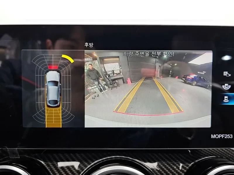 Mercedes-Benz GLC 220 D 4Matic Coupe, снимка 15 - Автомобили и джипове - 53826294