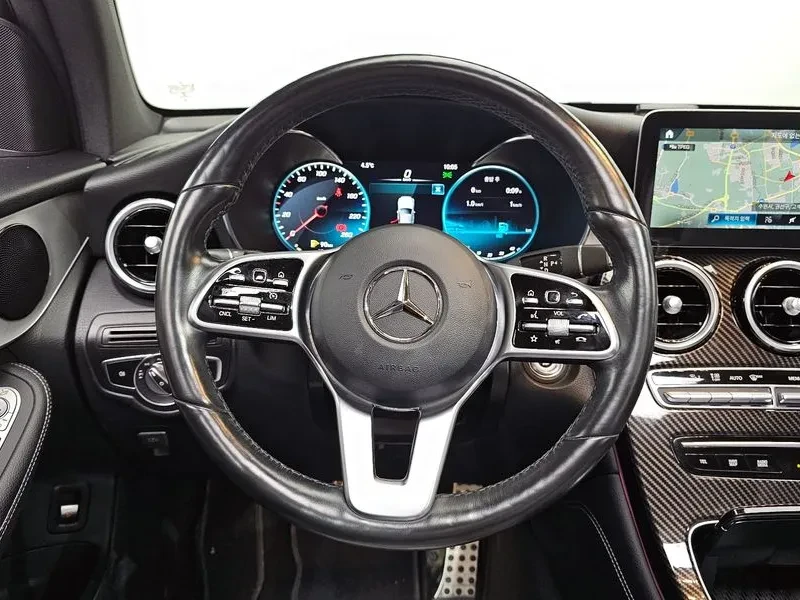 Mercedes-Benz GLC 220 D 4Matic Coupe, снимка 13 - Автомобили и джипове - 53826294