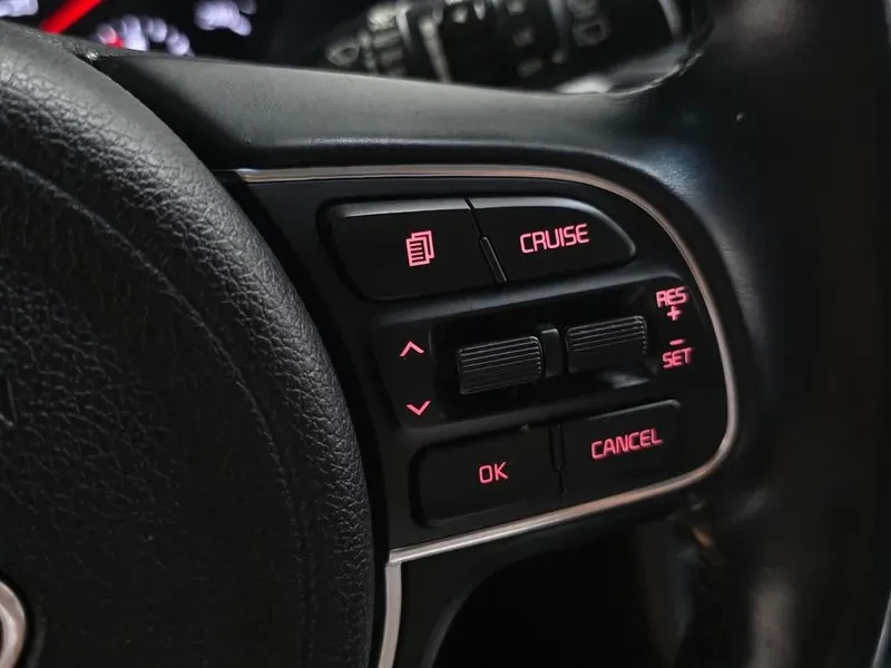 Kia Sportage 4Th Generation Diesel 2.0 2Wd Prestige, снимка 15 - Автомобили и джипове - 56016371