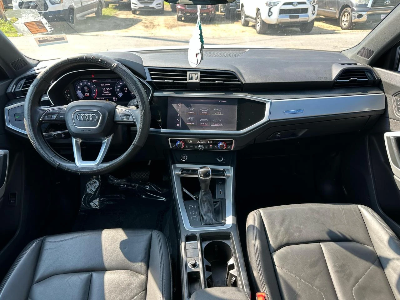 Audi Q3 PREMIUM S LINE 45 - изображение 8