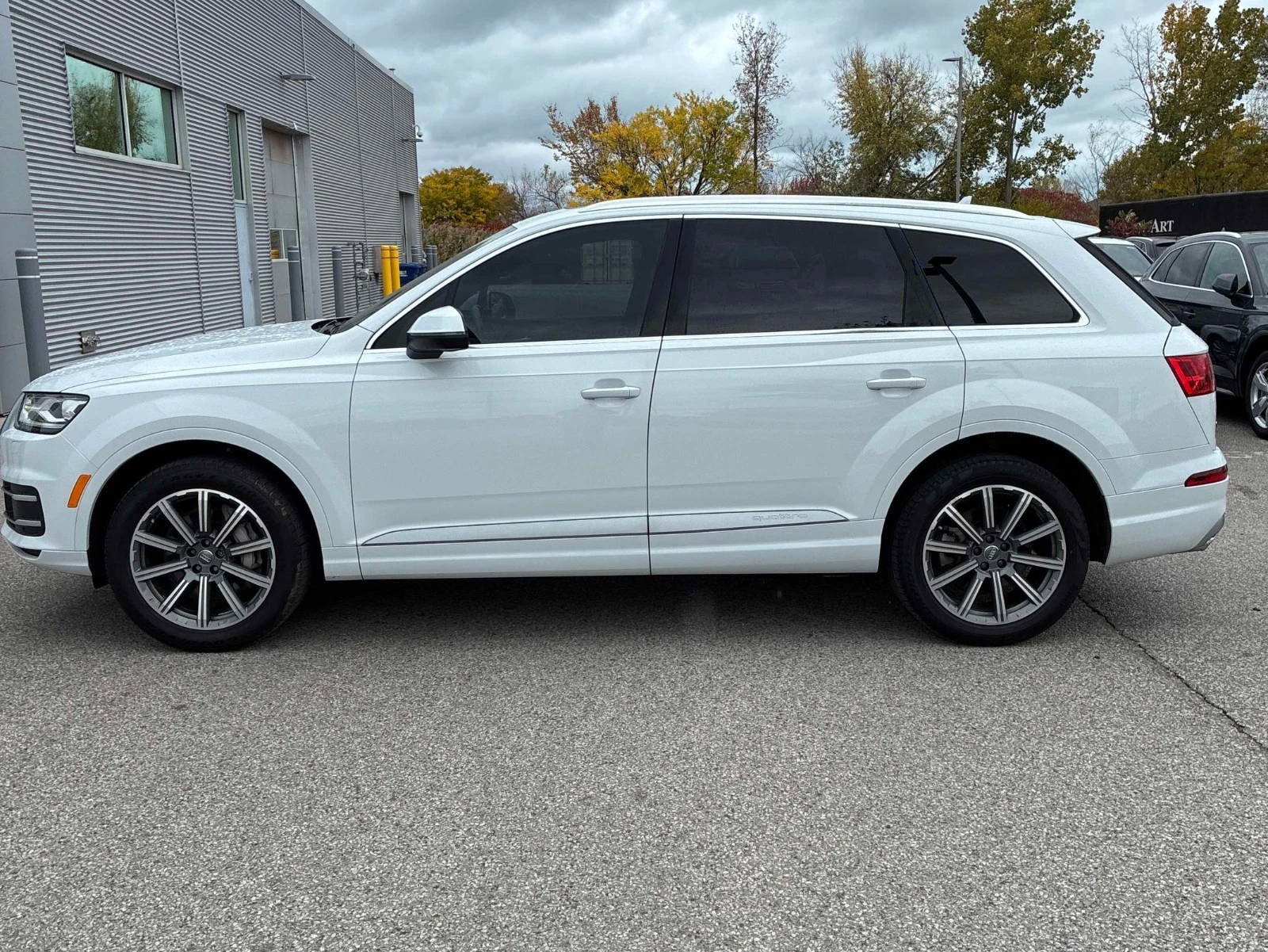 Audi Q7 Progressiv CARFAX    | Mobile.bg   2