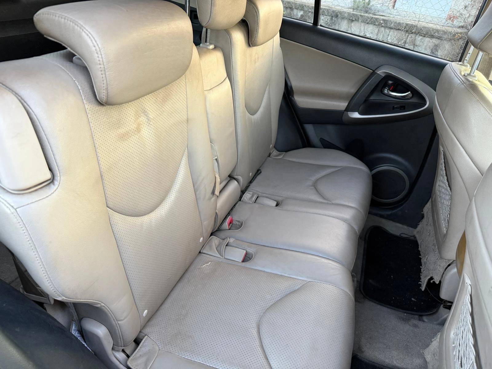 Toyota Rav4 2.2   | Mobile.bg   9