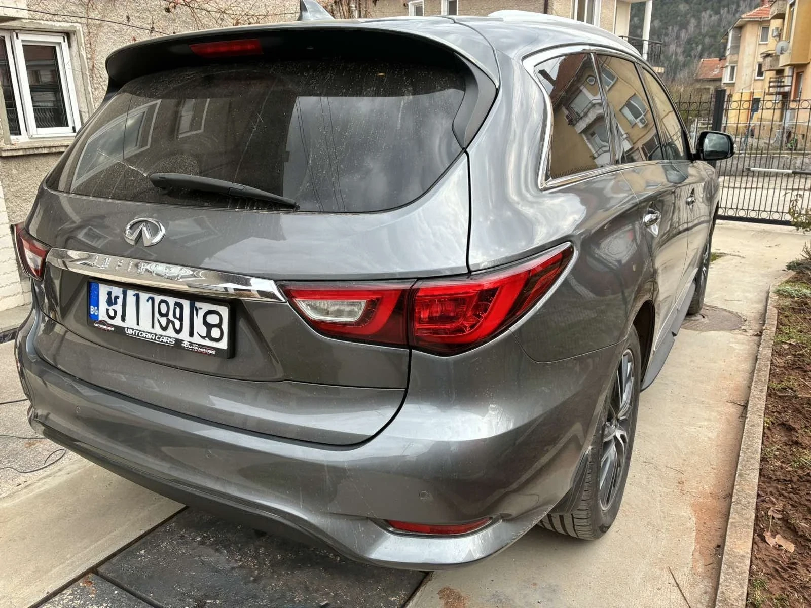 Infiniti QX60  AWD/ 7 местен/ камери 360 / Distronic, снимка 7 - Автомобили и джипове - 53699122