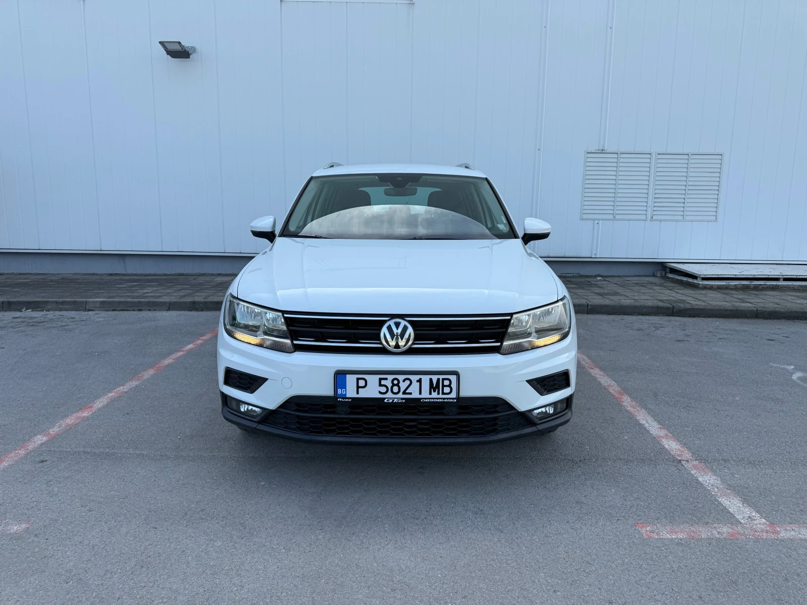 VW Tiguan 2.0TDI DSG, снимка 8 - Автомобили и джипове - 54227007