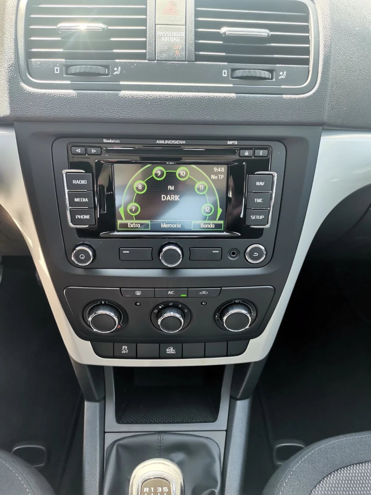 Skoda Yeti 2.0 TDI 4x4!!!69000 KM!!!69000 KM!!!, снимка 11 - Автомобили и джипове - 54690990