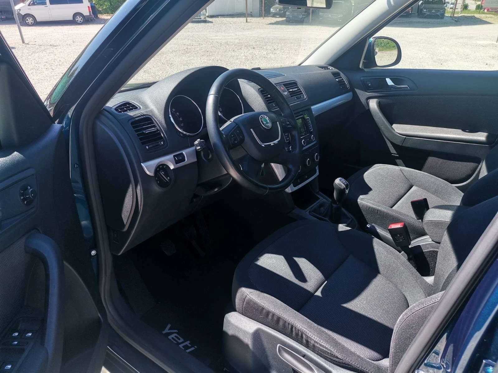 Skoda Yeti 2.0 TDI 4x4!!!69000 KM!!!69000 KM!!!, снимка 7 - Автомобили и джипове - 54690990