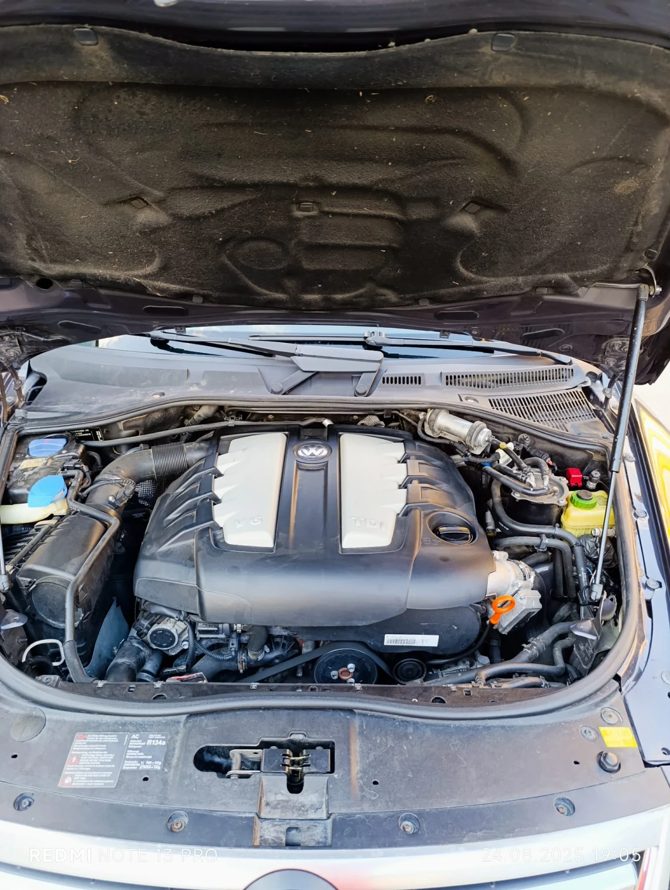 VW Touareg 3.0, снимка 6 - Автомобили и джипове - 55425211