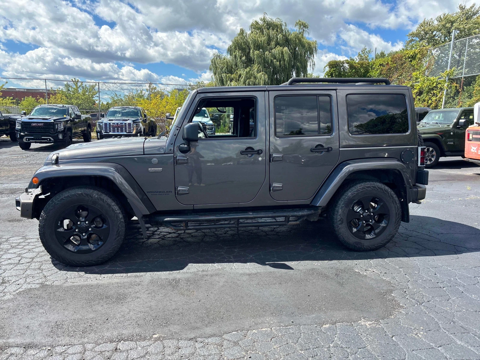 Jeep Wrangler * 75th Anniversary * АВТОКРЕДИТ БЕЗ ПЪРВОНАЧАЛНА* , снимка 2 - Автомобили и джипове - 56039248