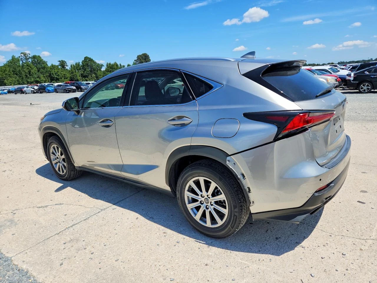 Lexus NX 300 2.0l Base, снимка 2 - Автомобили и джипове - 56059323