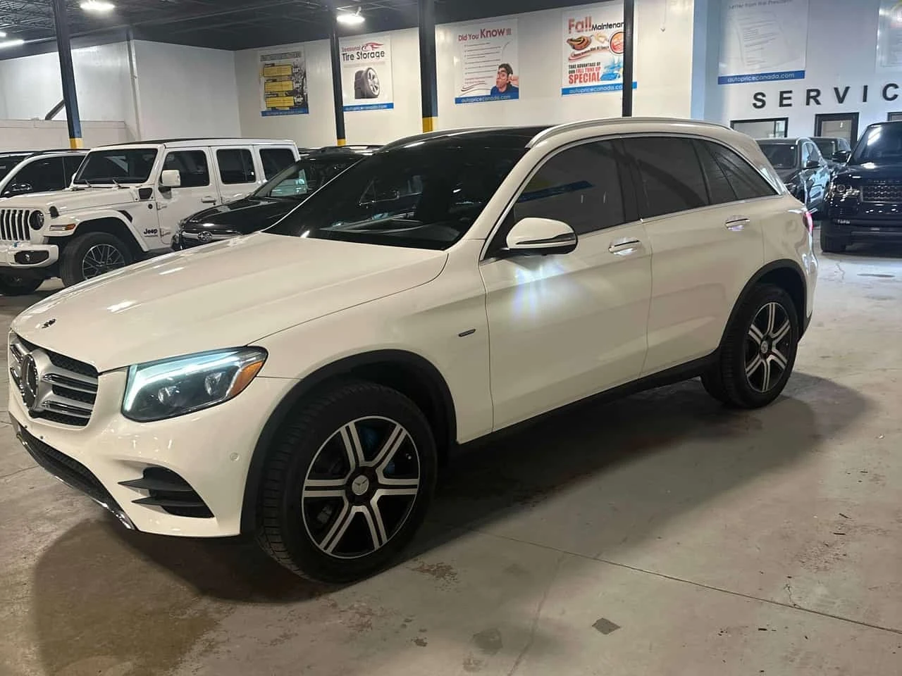 Mercedes-Benz GLC * 350e * CARFAX * ОПЦИЯ ЗА ФИНАНСИРАНЕ