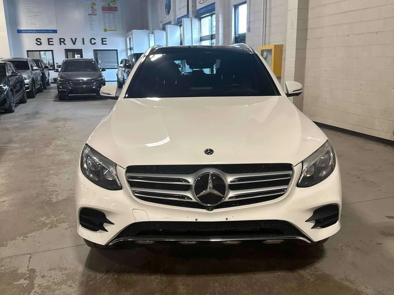 Mercedes-Benz GLC * 350e * CARFAX * ОПЦИЯ ЗА ФИНАНСИРАНЕ, снимка 6 - Автомобили и джипове - 56202513