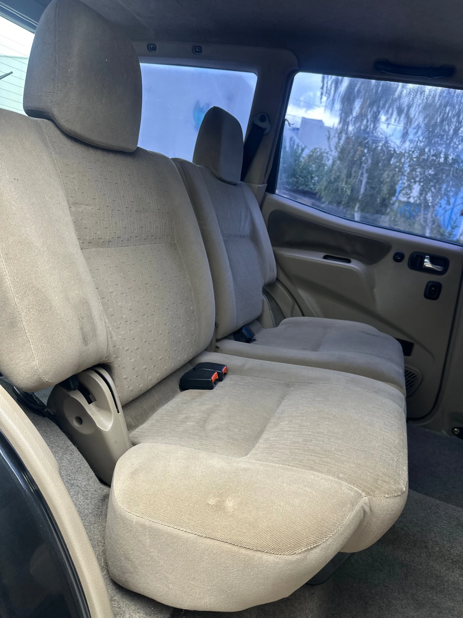 Nissan Terrano 3.0 TDI * БЕЗ РЪЖДИ* , снимка 14 - Автомобили и джипове - 56254216