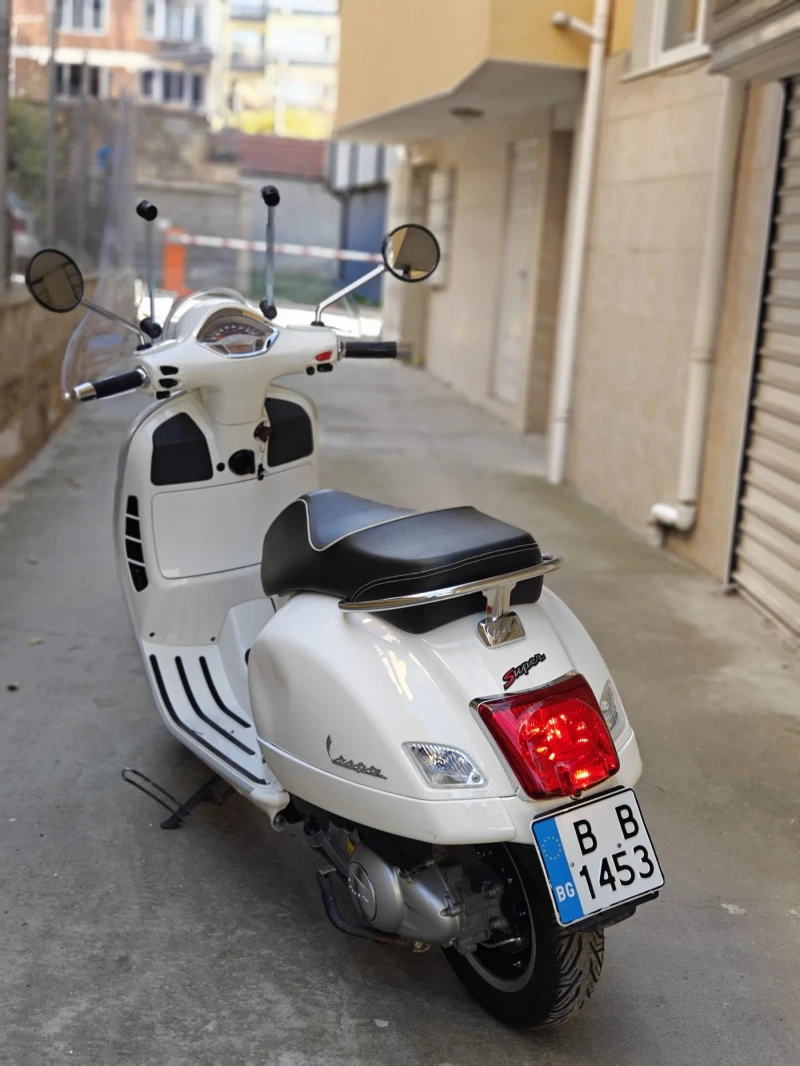 Vespa GTS 300 ie, снимка 2 - Мотоциклети и мототехника - 48521032