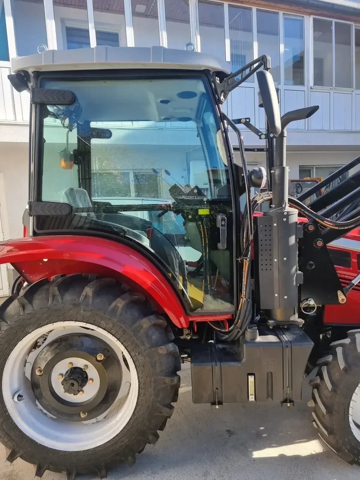 Трактор Друга марка, снимка 4 - Селскостопанска техника - 54212668