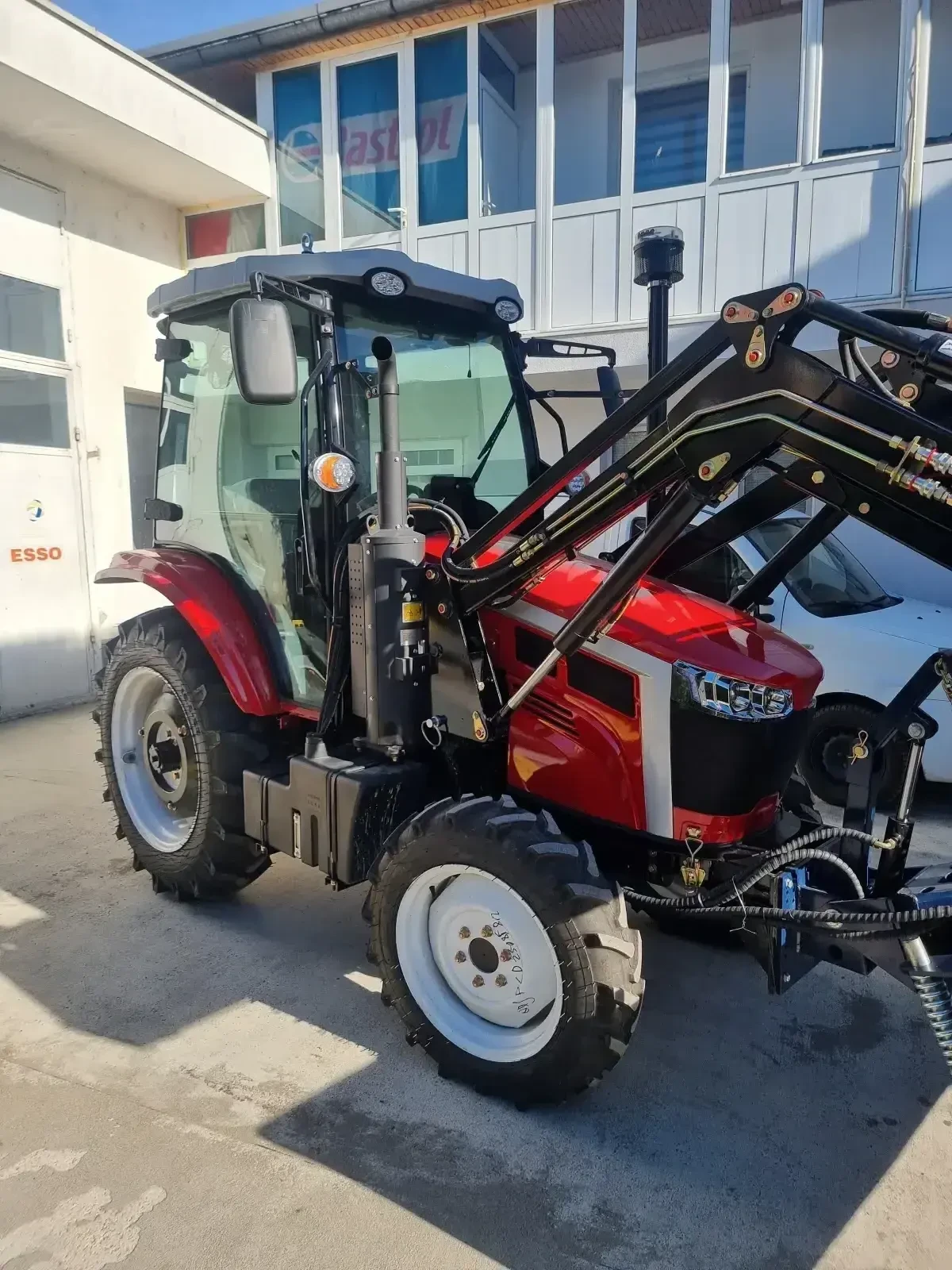 Трактор Друга марка, снимка 3 - Селскостопанска техника - 54212668