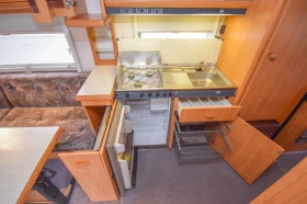 Каравана Hobby De luxe 495 KMF, снимка 10