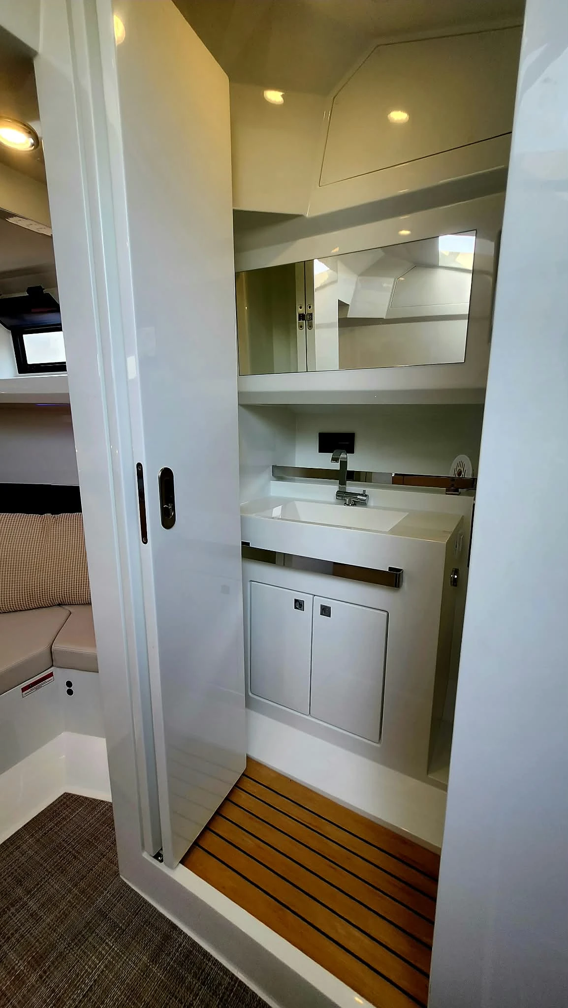 ������� ���� ��������� ������������ D36 Open | Mobile.bg � ����������� 16
