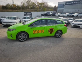 Toyota Auris ХИБРИД* ГАЗ* ГОТОВ ЗА ТАКСИ* ОБСЛУЖЕН, снимка 2