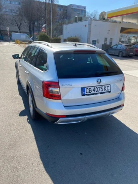 Skoda Octavia Scout, снимка 7