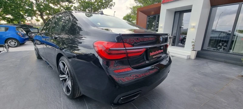 BMW 750 d X-Drive M-Performance Carbon Core, снимка 5 - Автомобили и джипове - 41019077