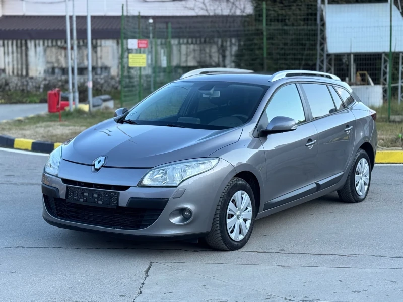 Renault Megane 1.5dCi Навигация* Автоматик* Климатроник, снимка 4 - Автомобили и джипове - 48436467