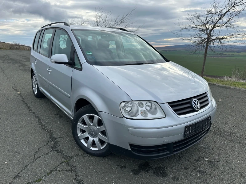 VW Touran 2.0 TDI 6+ 1, снимка 1 - Автомобили и джипове - 48453854