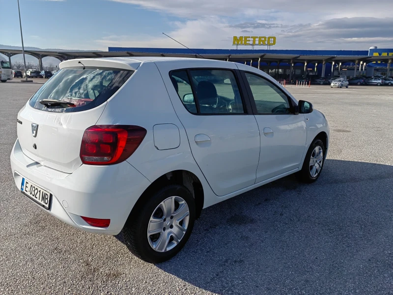 Dacia Sandero, снимка 4 - Автомобили и джипове - 48594626