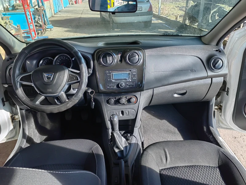 Dacia Sandero, снимка 5 - Автомобили и джипове - 49579532