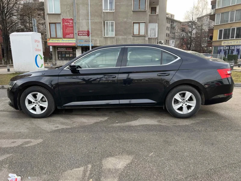 Skoda Superb 2.0 TDI 190kc DSG 4x4 SCR EU6, снимка 6 - Автомобили и джипове - 48971018