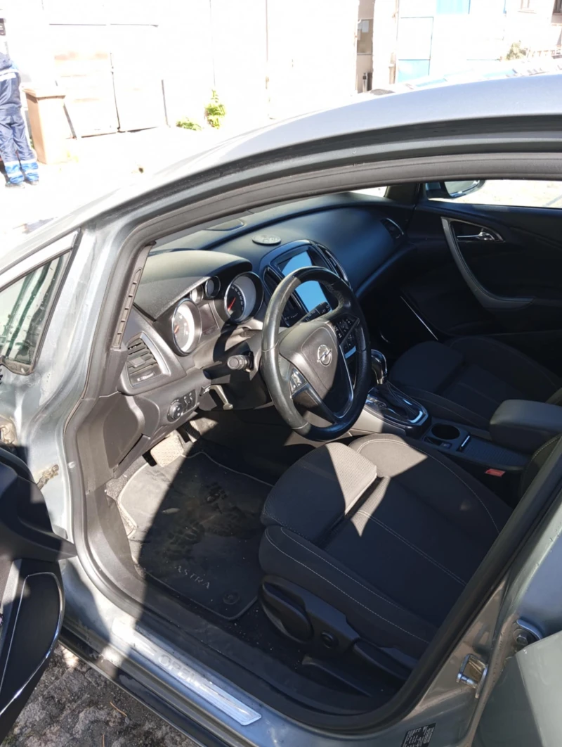 Opel Astra 1.6, снимка 5 - Автомобили и джипове - 52817684
