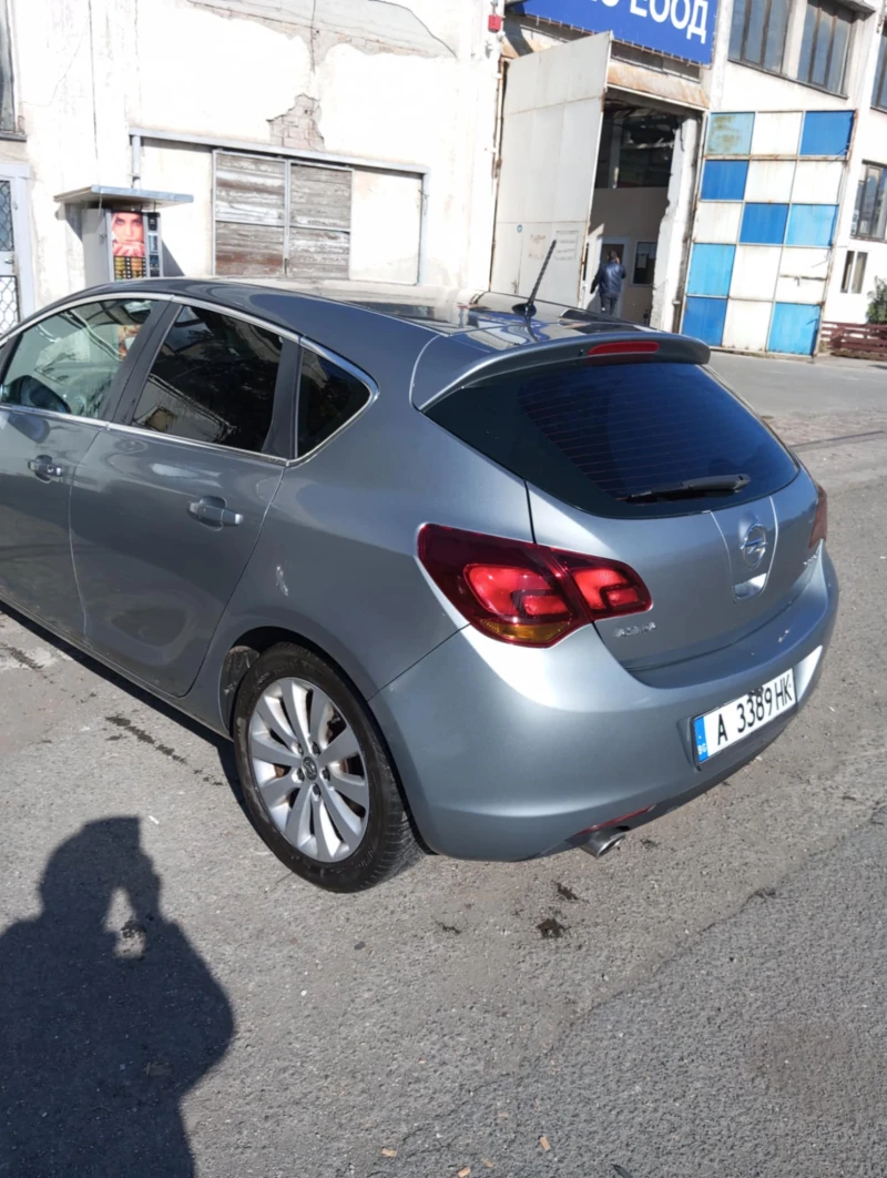 Opel Astra 1.6, снимка 3 - Автомобили и джипове - 52817684