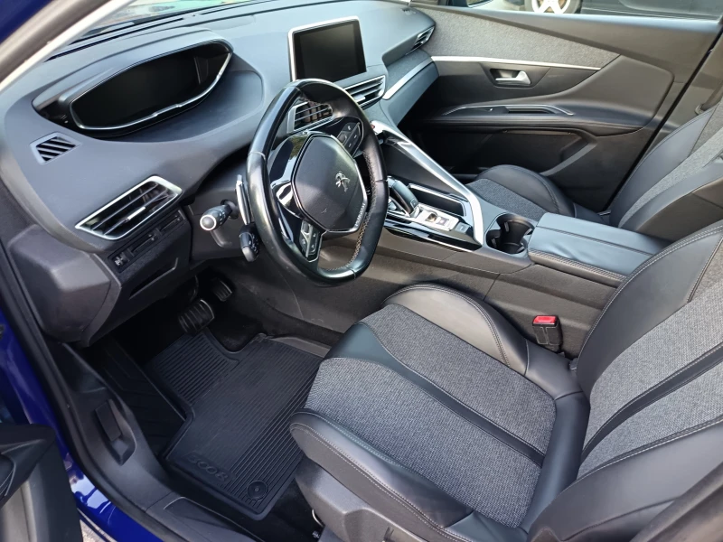 Peugeot 3008 1.2 PureTech Allure РЕАЛНИ КИЛОМЕТРИ СЕРВ. КНИЖКА, снимка 10 - Автомобили и джипове - 51858337