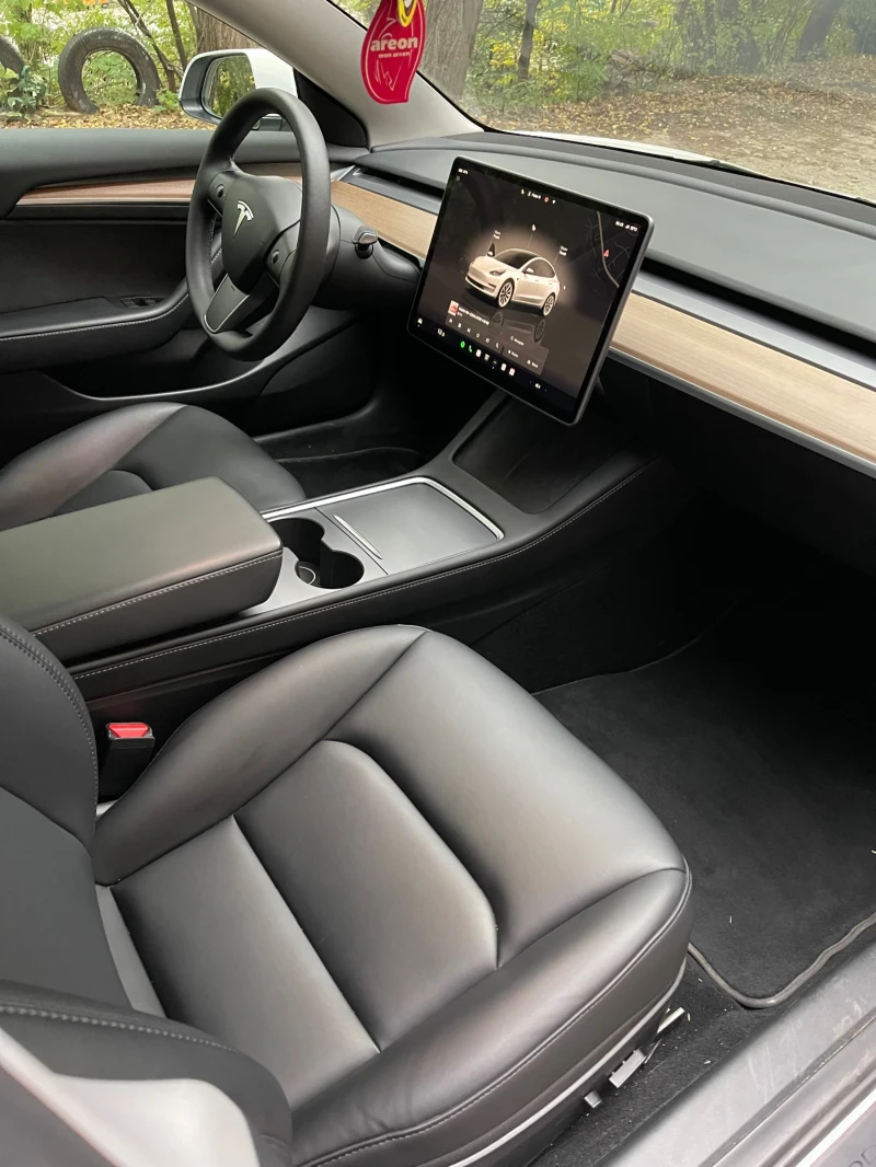 Tesla Model 3, снимка 10 - Автомобили и джипове - 52498975
