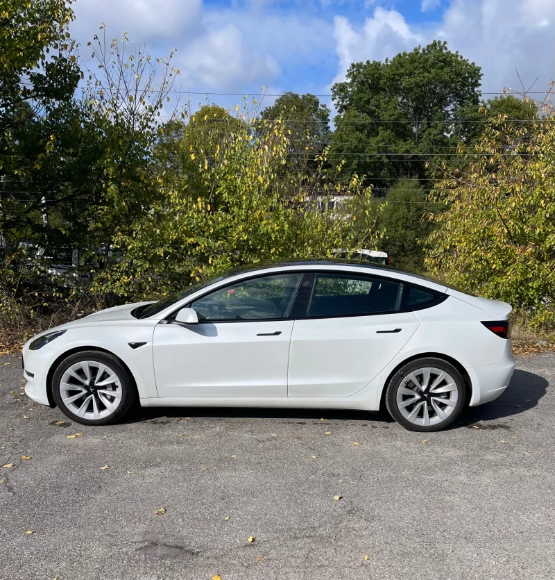 Tesla Model 3, снимка 2 - Автомобили и джипове - 52498975