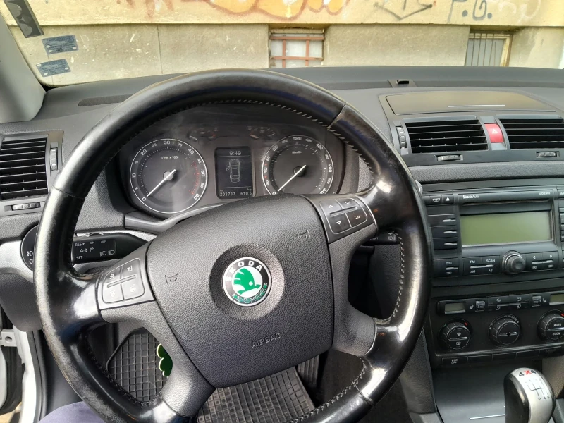 Skoda Octavia 1.9tdi 105ps 4x4, снимка 13 - Автомобили и джипове - 52676360