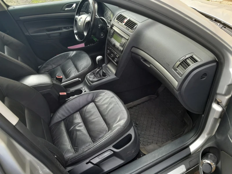 Skoda Octavia 1.9tdi 105ps 4x4, снимка 7 - Автомобили и джипове - 52676360