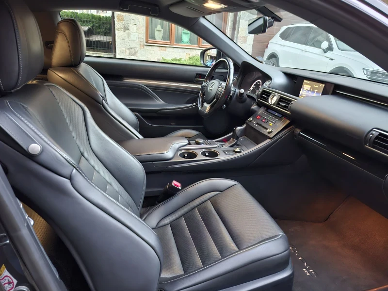 Lexus RC 200t VVTi. 52К РЕАЛНИ КМ. ОТ LEXUS BULGARIA , снимка 11 - Автомобили и джипове - 53081698