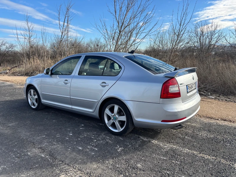 Skoda Octavia 2.0TDI VRS 170bhp DSG, снимка 4 - Автомобили и джипове - 53045469