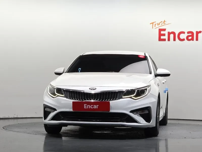 Kia K5 2.0 LUXURY, снимка 3 - Автомобили и джипове - 56304740