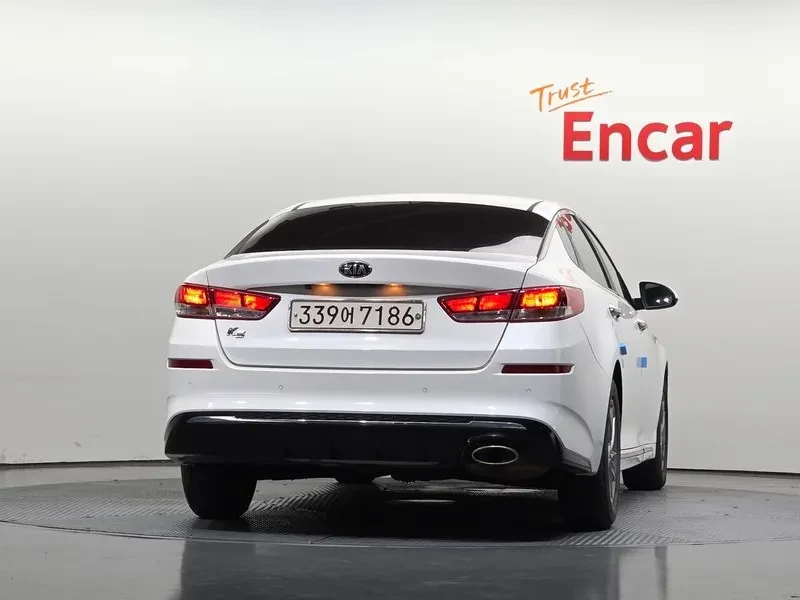 Kia K5 2.0 LUXURY, снимка 4 - Автомобили и джипове - 56304740