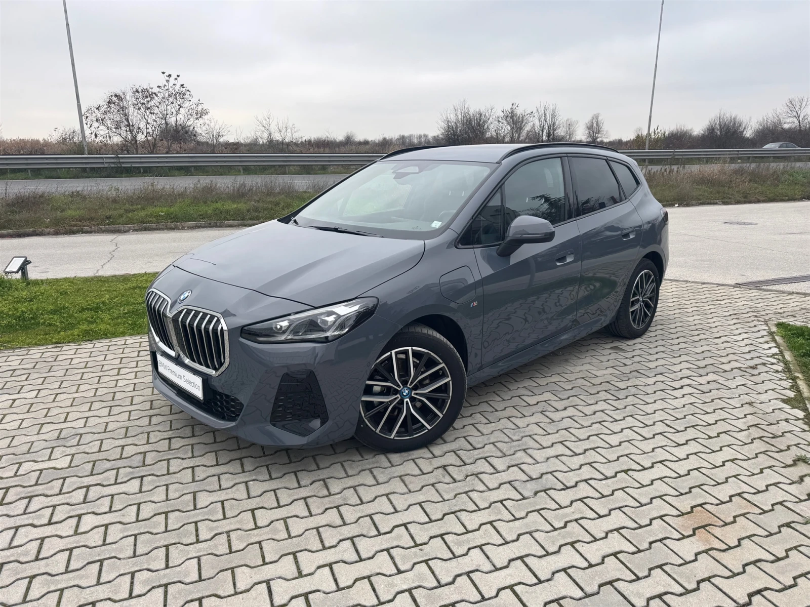 BMW 225 xDrive Active Tourer, снимка 1